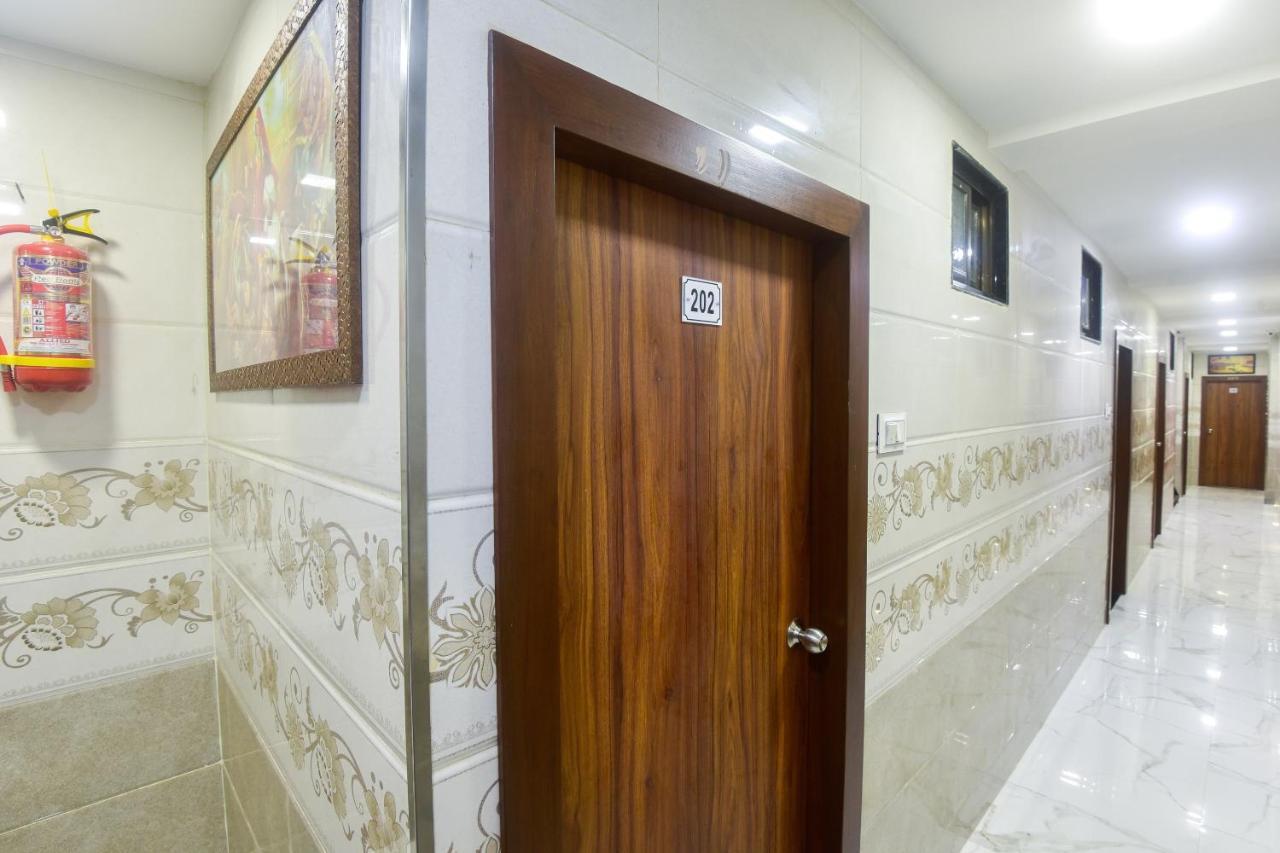 Oyo 63295 T Junction Residency Hotell Mumbai Eksteriør bilde
