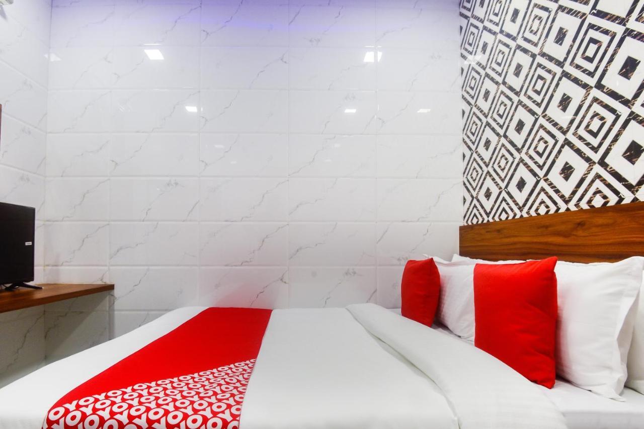 Oyo 63295 T Junction Residency Hotell Mumbai Eksteriør bilde