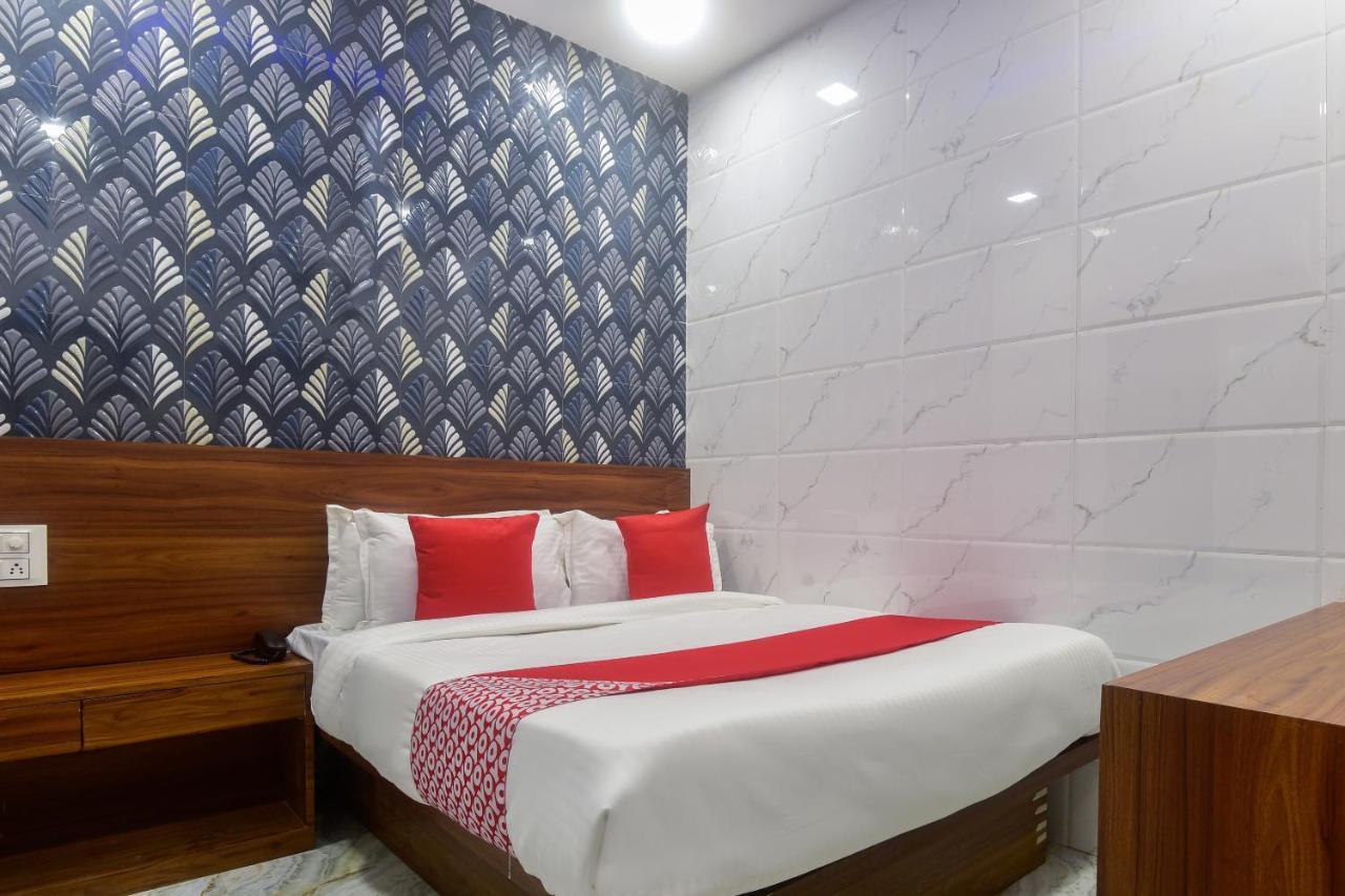 Oyo 63295 T Junction Residency Hotell Mumbai Eksteriør bilde